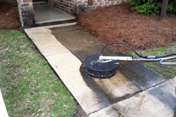 Commercial Pressure Washing Tools